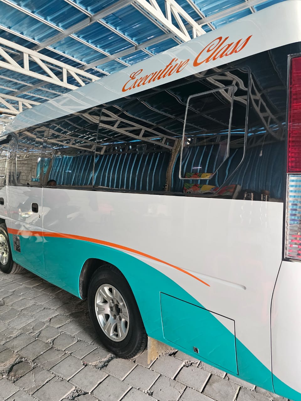 Minibus 2